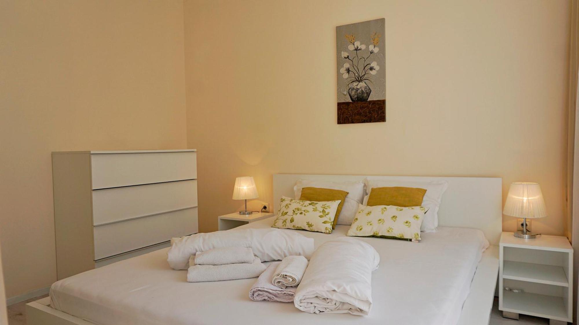 Varna South Apartments on the Beach Exterior photo